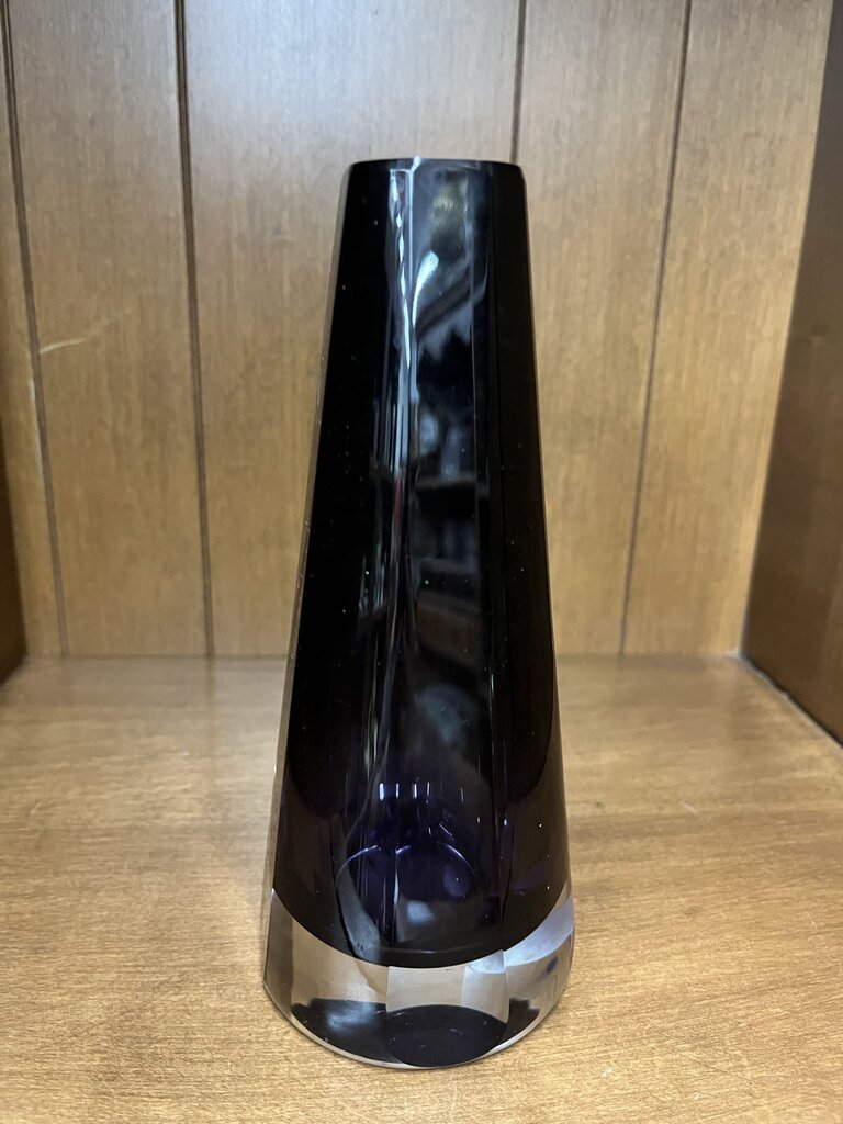 Block Purple Vase