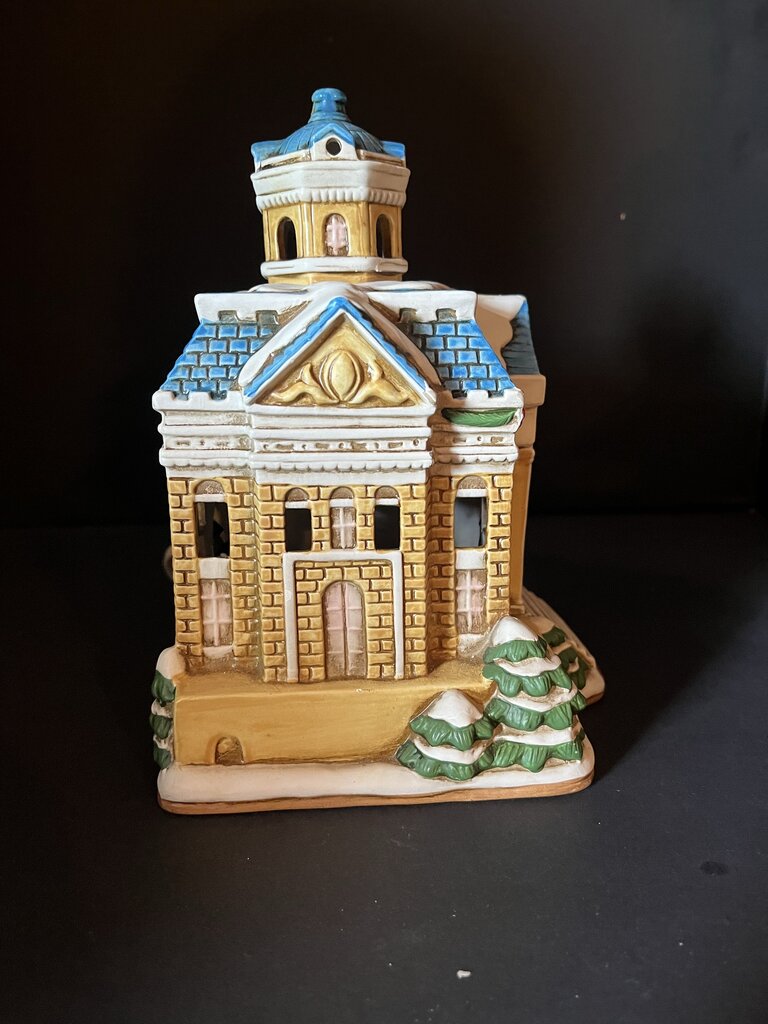 County Court House Electric Light