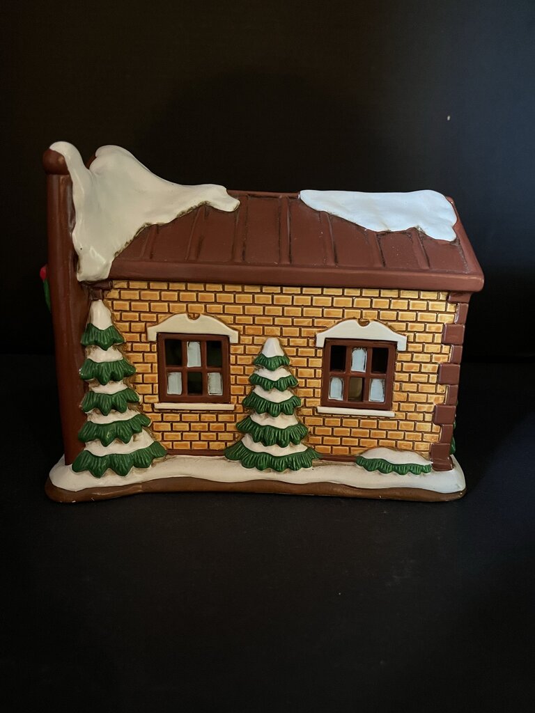 Christmas Photography Store Figurine
