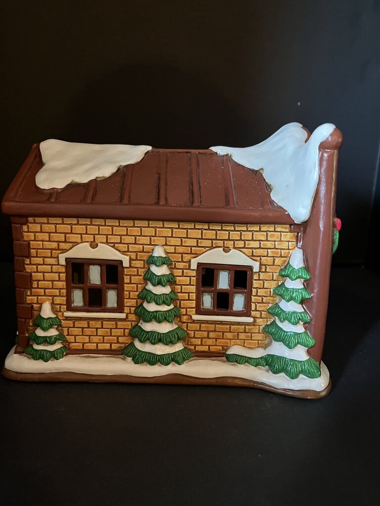 Christmas Photography Store Figurine