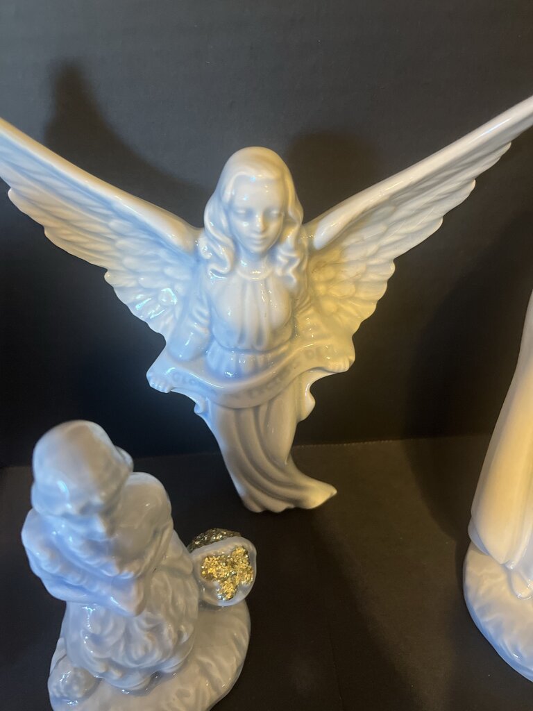 16 pc Nativity Figurine Set