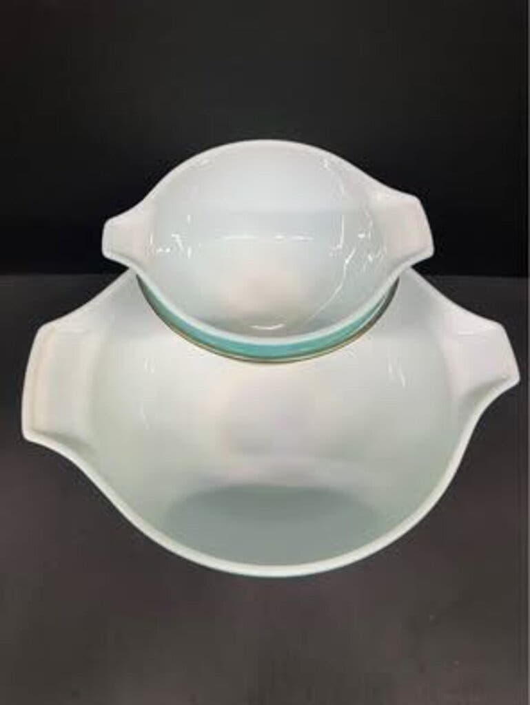 Pyrex Balloons Chip & Dip Set