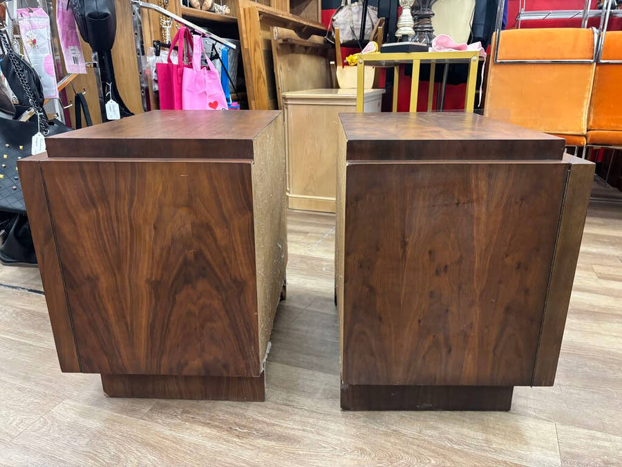 Pair Tobago Nightstands