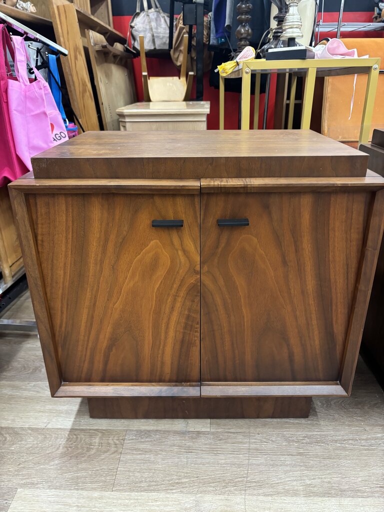 Pair Tobago Nightstands