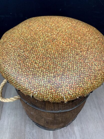 Vintage Barrel Seat - Image 2